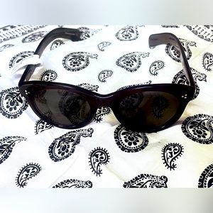 OLIVER PEOPLES sunglasses vintage glass handcrafted in Italy NWOT 49[]22 I45 3N